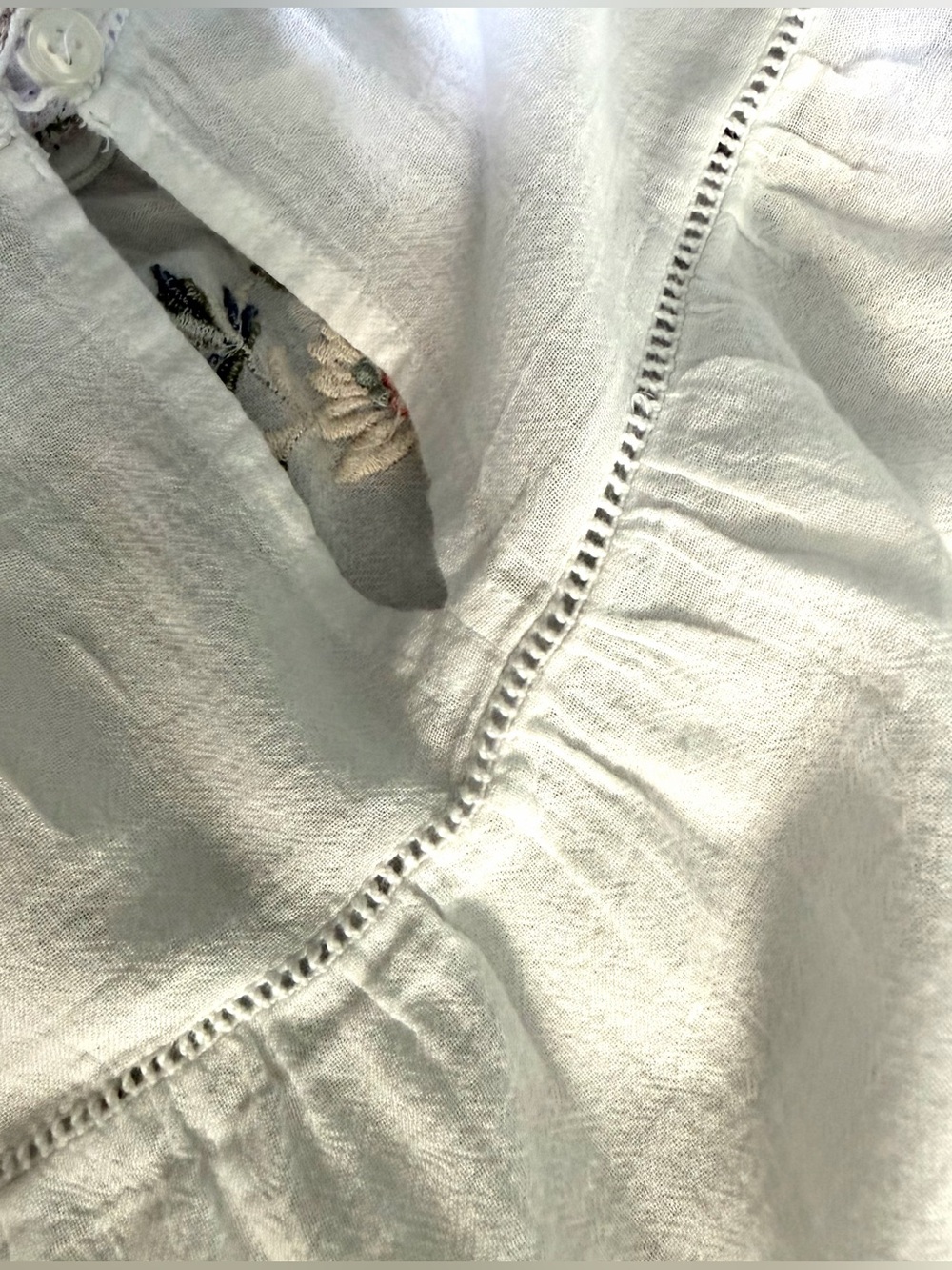 Lucky Brand LA Embroidered Boho Top - Picture 6 of 12